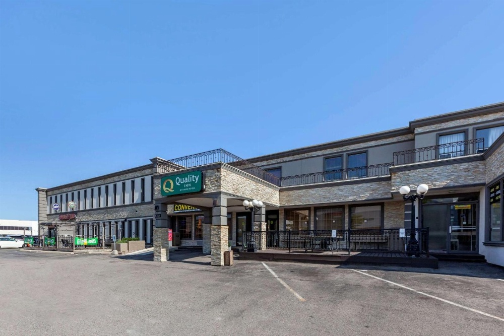 Quality Inn Toronto Airport Main image